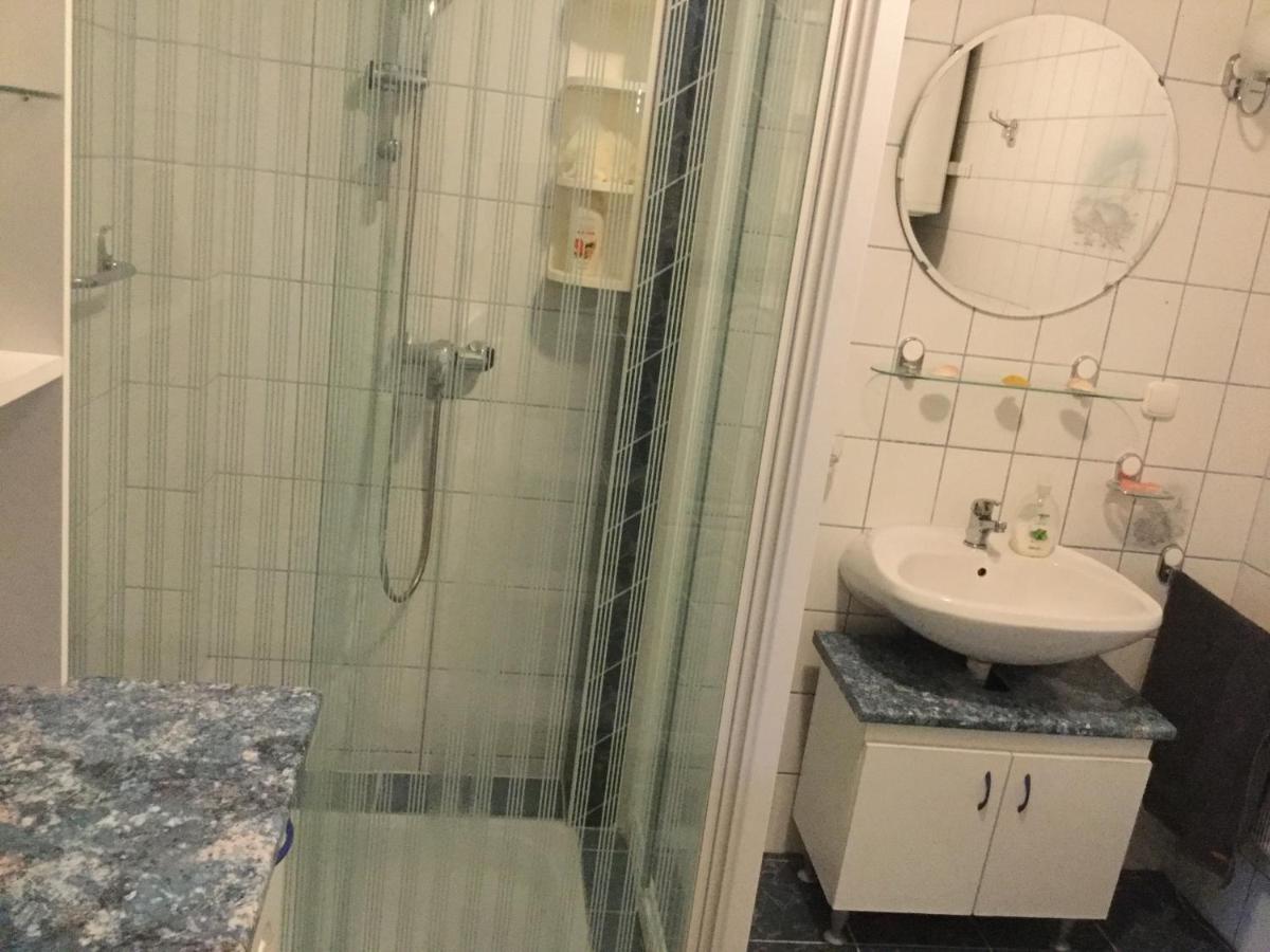 Sueti Nyaralo Villa Balatonmáriafürdő Eksteriør bilde